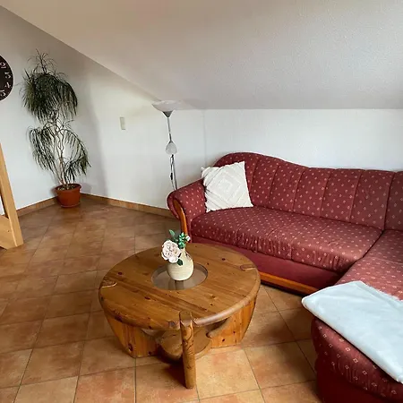 Apartment Cosy In With Garden Pruchten